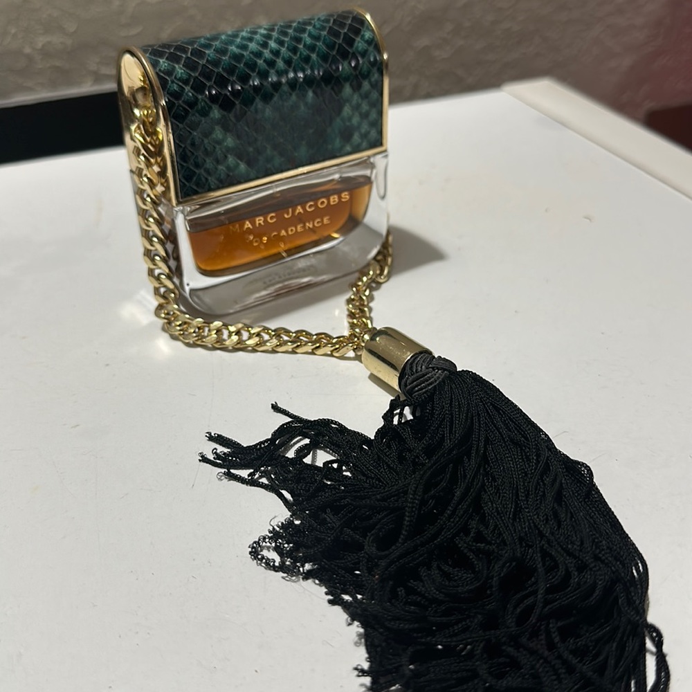 Marc Jacobs “ Decadence”